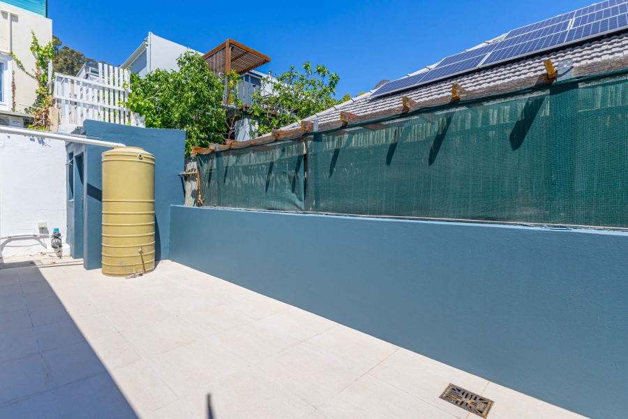To Let 2 Bedroom Property for Rent in Sea Point Western Cape